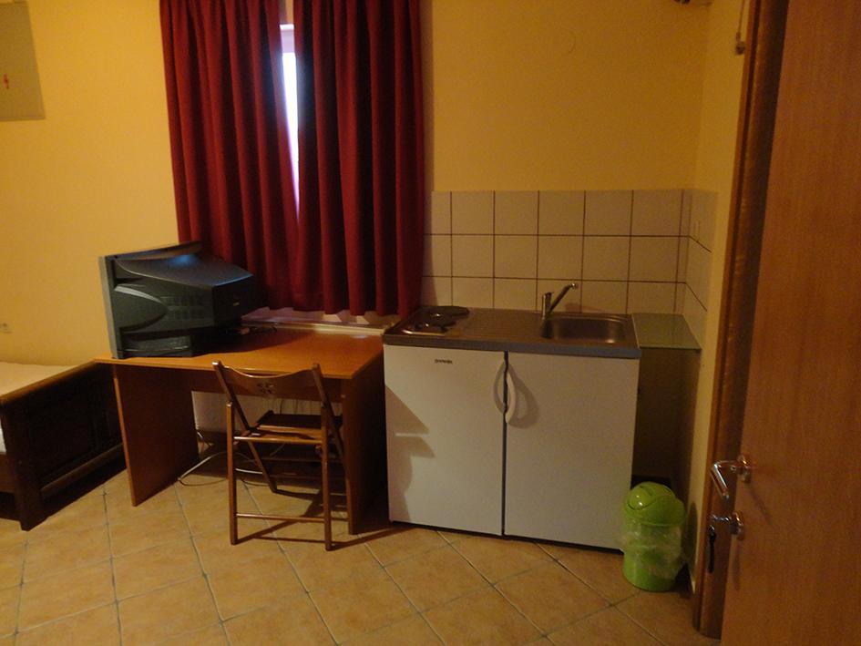 Prenociste "Magnus" Bed & Breakfast สลาวอนสกีบรอด ภายนอก รูปภาพ